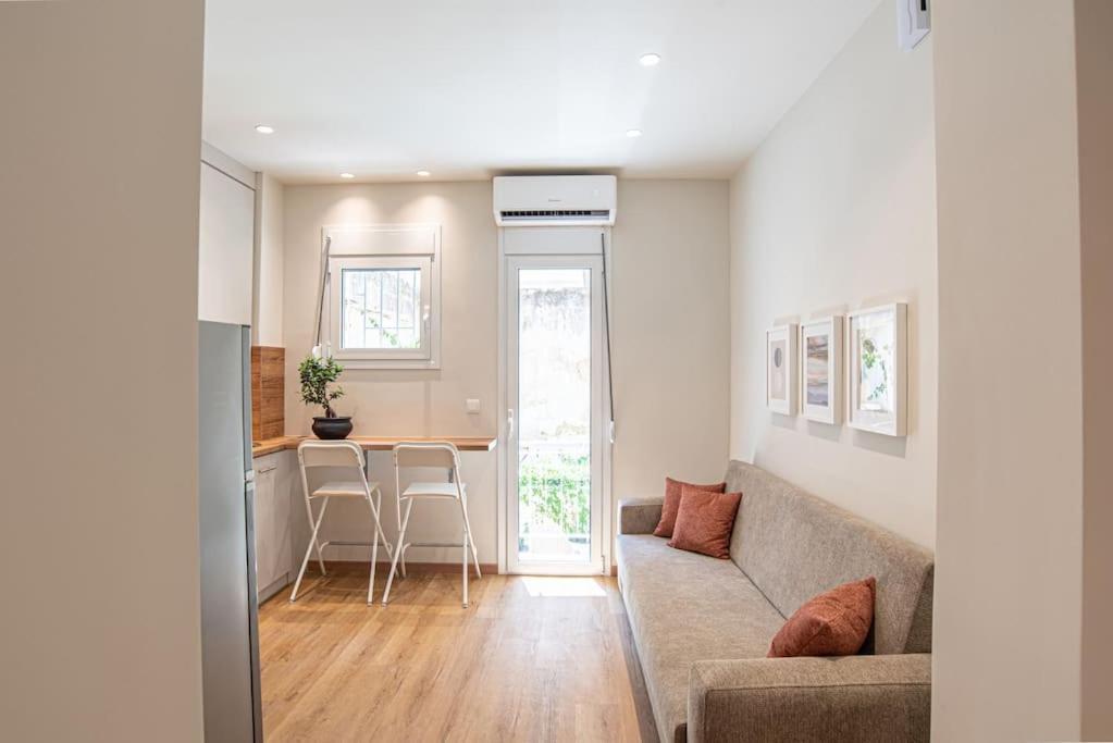 Peaceful Shelter In Athens Apartment Exterior foto